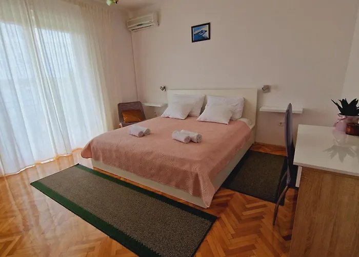 Marica * Brodarica (Sibenik-Knin)